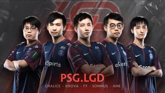 AI智能助手引领PC行业新潮流